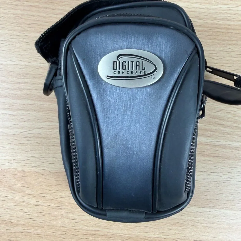 Digital Concepts Black Camera Case Carrying Bag Pouch Compact Point & Shoot